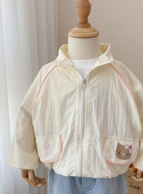 女童外套春秋洋气小童休闲春季y宽松时尚四岁女宝宝冲锋衣薄款夹