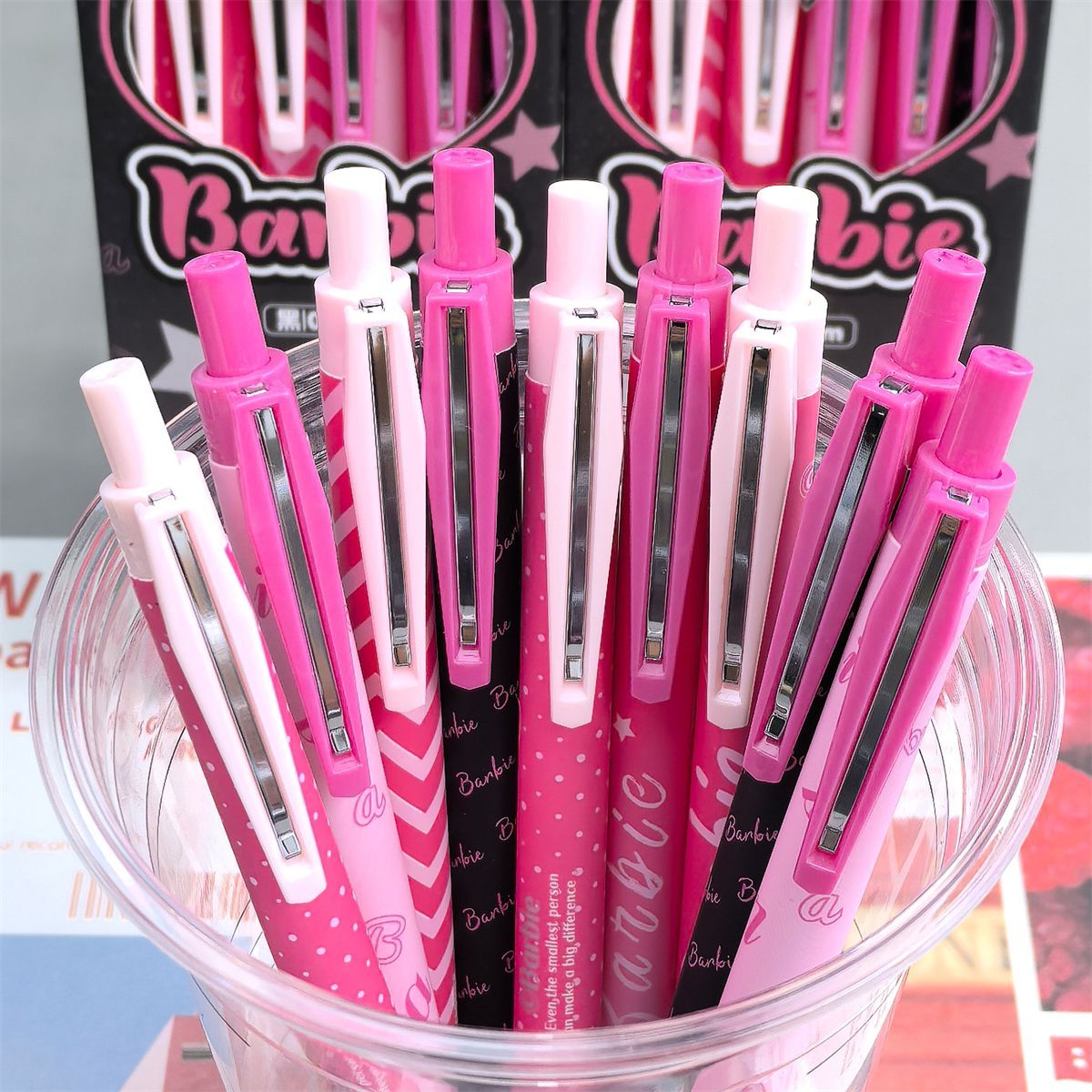 唇釉酷芭比少女心高颜值ins按动笔学生刷题速干中性笔ST黑笔复古 - 封面