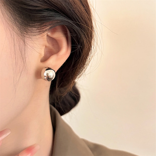S925银针韩国小众设计感金属冷性风气质耳环女法式 潮耳钉 高级新款