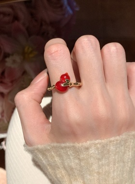 本命年马葫芦戒指红色显白轻奢