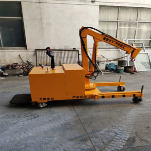 泰鼎供应全自动旋转吊机 蓄电池吊车 全自动旋转吊车 自行走吊车