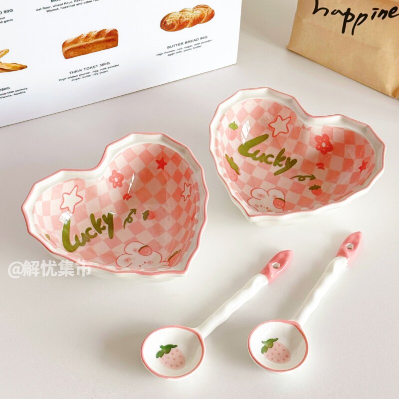 草莓兔餐具一人食宿舍家用碗勺套装ins风高颜值爱心碗陶瓷碗盘子