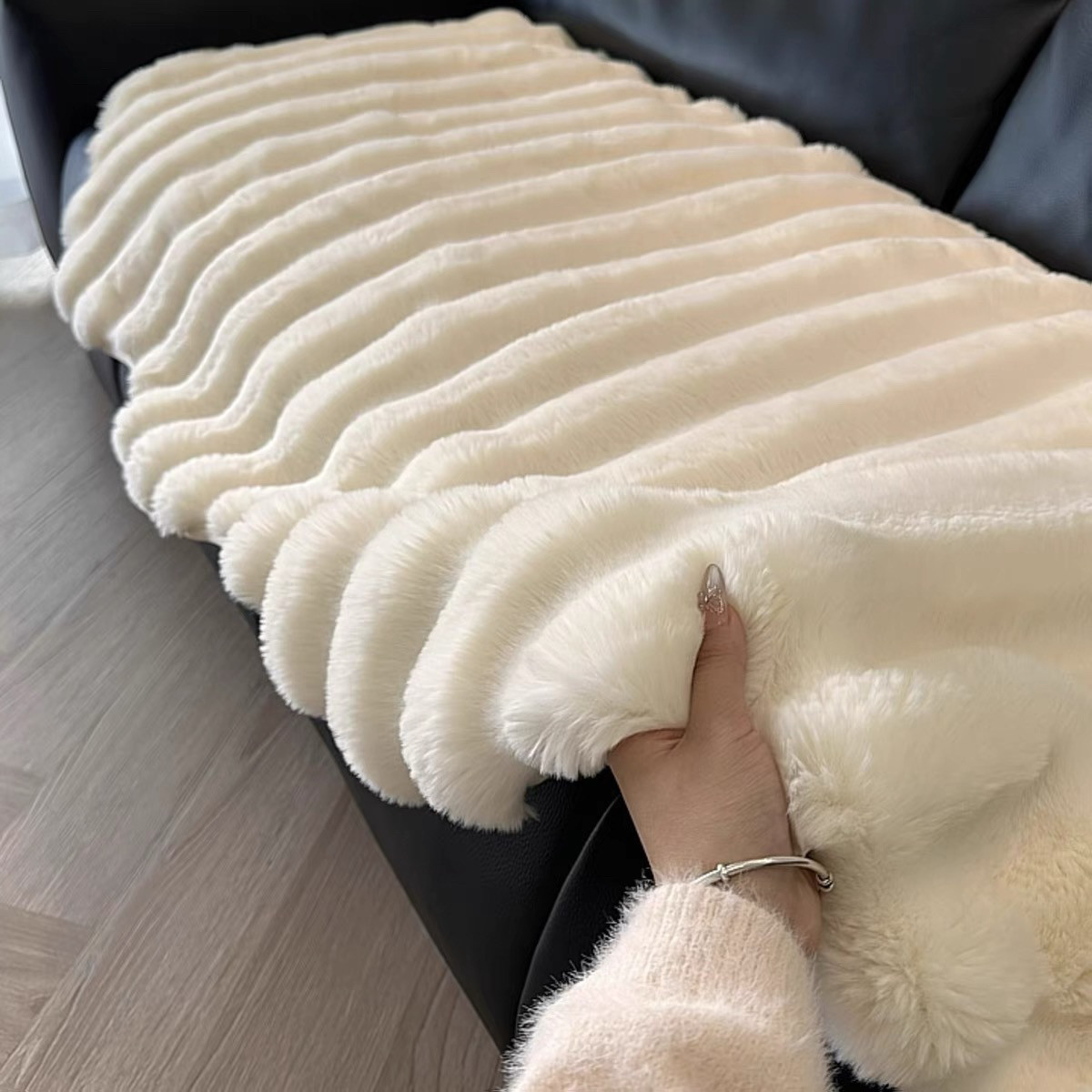 MOMO HOME家居异形不规则皮沙发垫秋冬季加厚毛绒高级坐垫防滑,居家日用,其它,淘宝优惠券,粉丝福利购,淘宝优惠卷