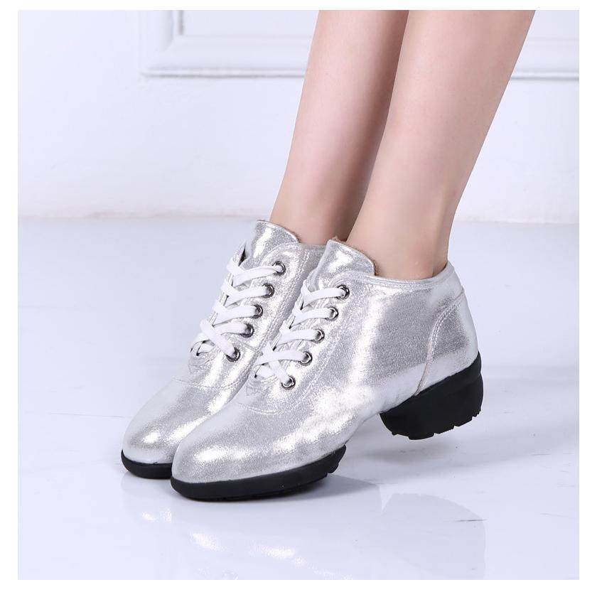 四季新款舞蹈鞋女成人广场舞鞋中跟软底黑色跳舞鞋演出鞋女鞋橡胶