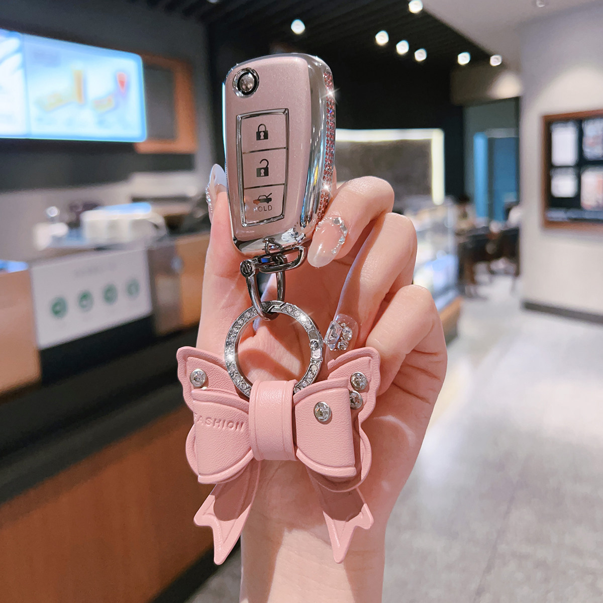 日产轩逸经典钥匙套女扣