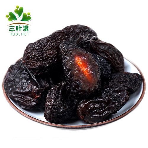 三叶果喀什西梅梅子干果干自然晾晒个大肉厚新鲜营微酸微甜500g