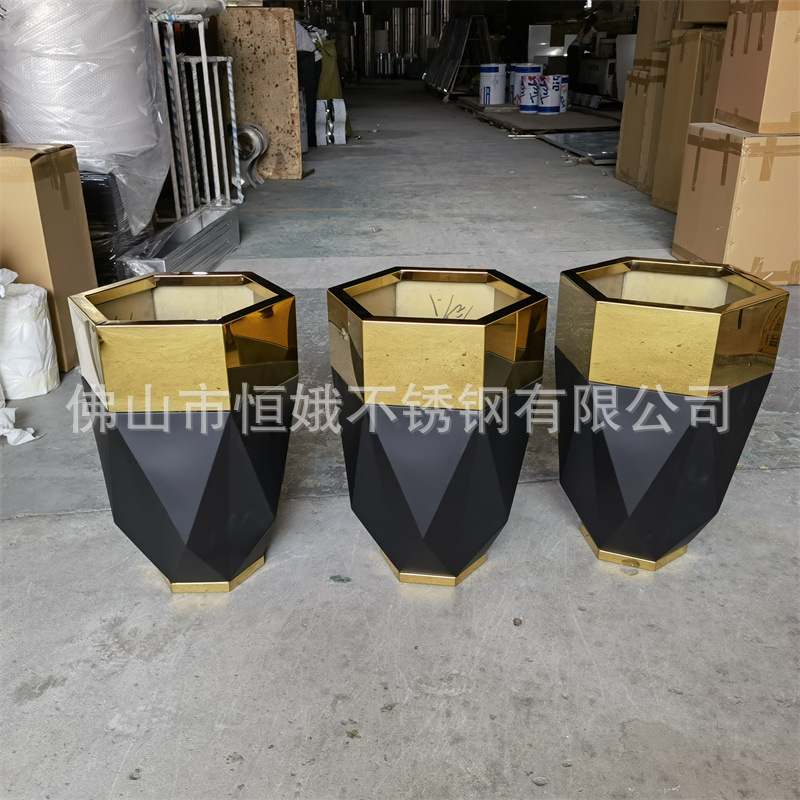 欧洲时尚金色花瓶 室内家具装饰花钵 杨桃不锈钢花瓶定制