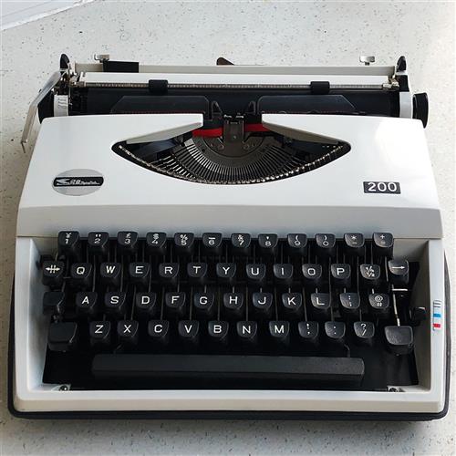 推荐老式打字机飞鱼200白色英文机械1980S正常使用复古文艺礼物