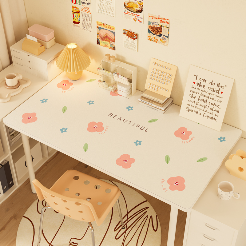 猪肝色书桌丑？关我桌垫什么事