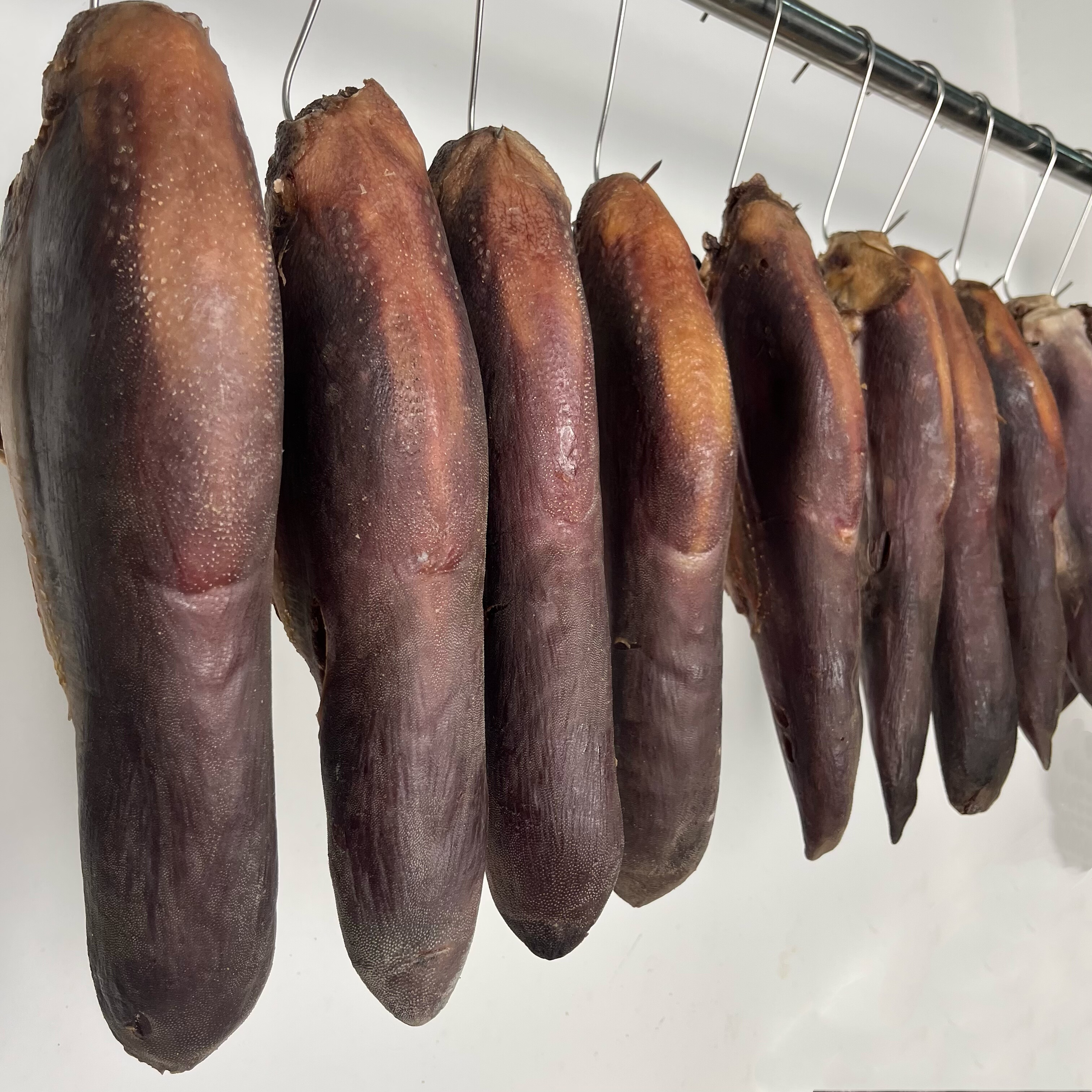 【整个】清真牛舌干巴正宗风干腌制黄牛腊牛舌已去舌苔真空包邮