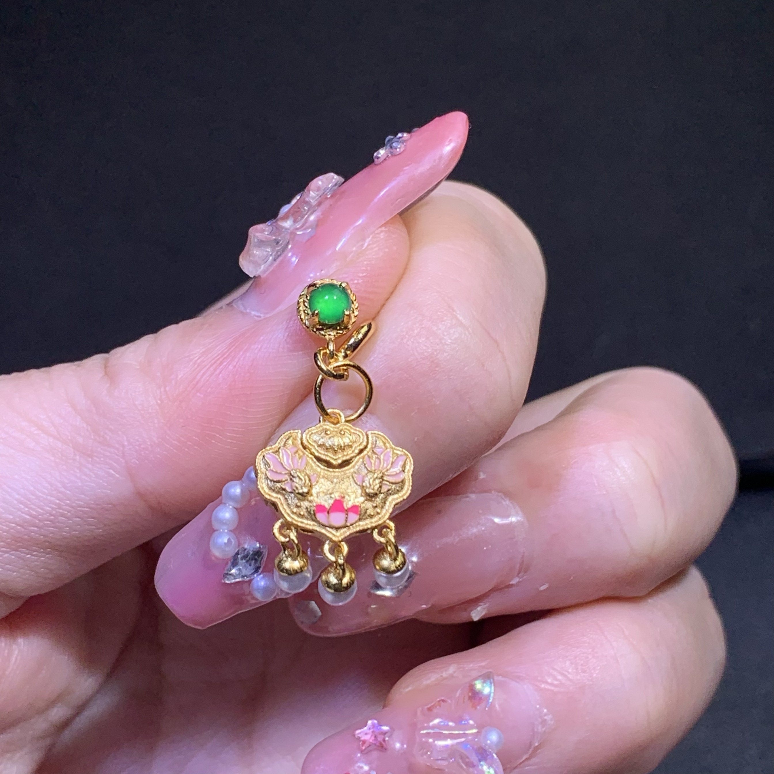 天然A货翡翠冰种阳绿蛋面精美如意锁金鱼小滴溜DlY吊坠S925银镀金,珠宝/钻石/翡翠,颈饰,淘宝优惠券,粉丝福利购,淘宝优惠卷