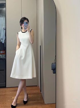 2024夏季i优雅气r质白色长裙收腰女人味通勤A版无袖纯色连衣