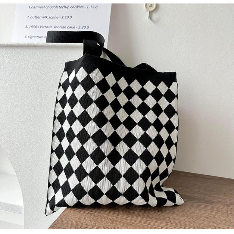 针织单肩包韩版百搭大容量购物通勤托特包小众设计可爱熊猫手提包