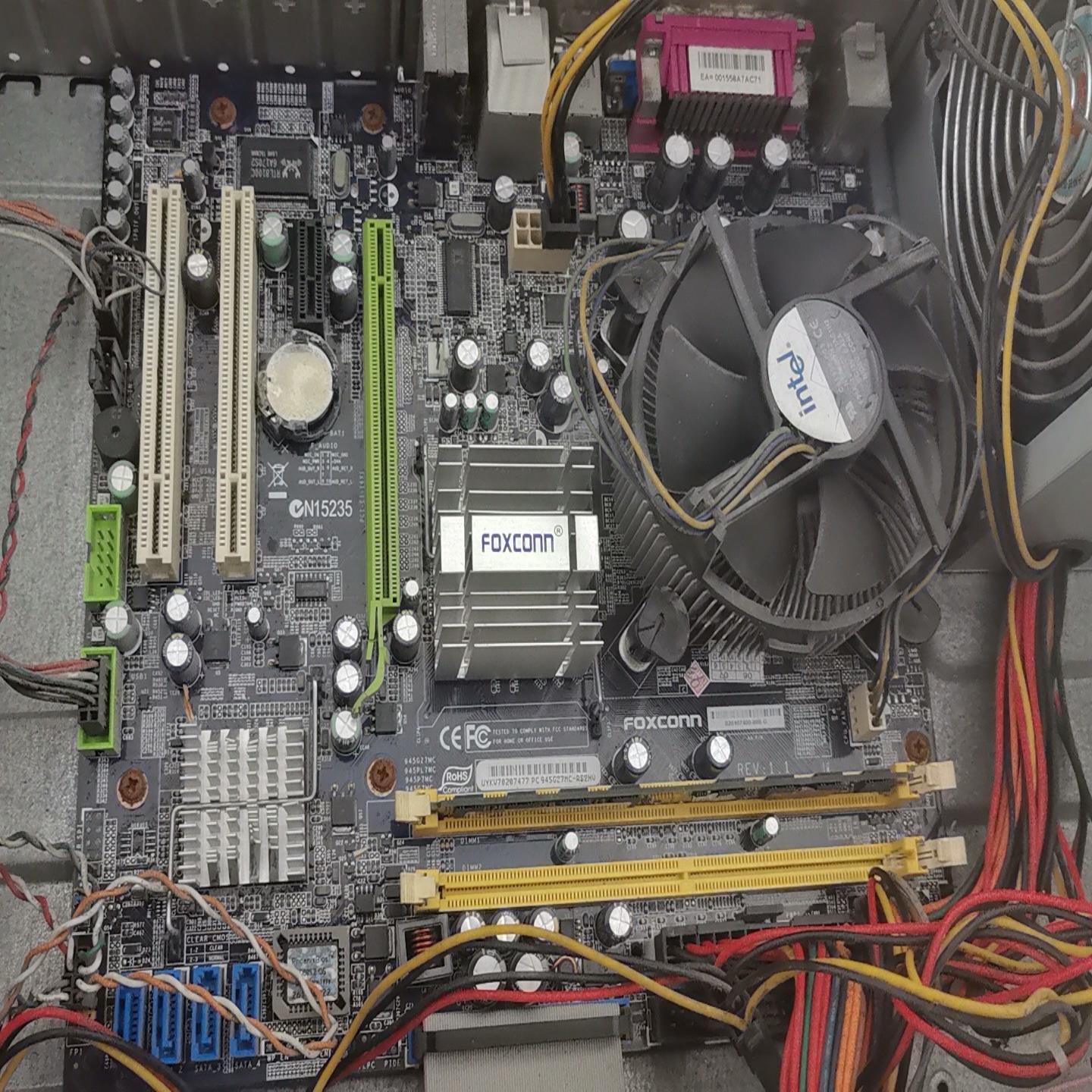 议价富士康945主板45CMX主板比G31老点