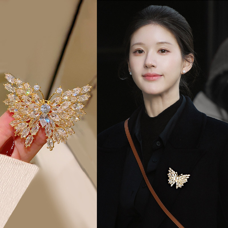 高端金色蝴蝶胸针小众轻奢高级胸花高端大衣配饰精致时尚气质别针,饰品/流行首饰/时尚饰品新,胸针,淘宝优惠券,粉丝福利购,淘宝优惠卷