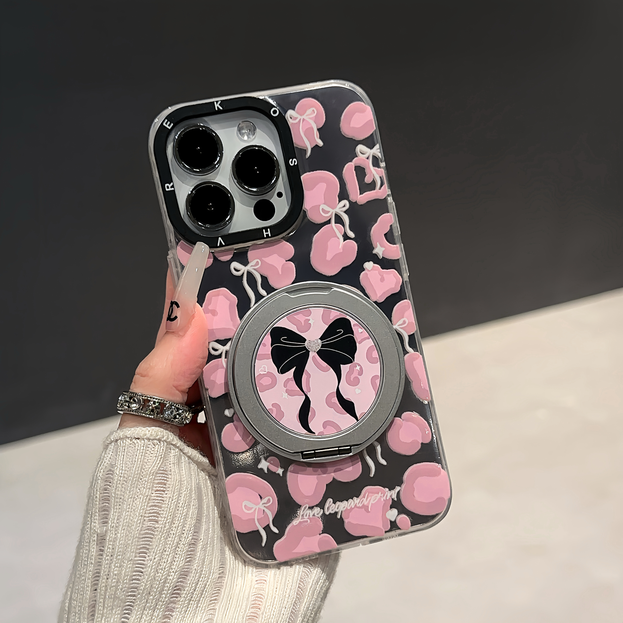 磁吸支架二合一手机保护壳