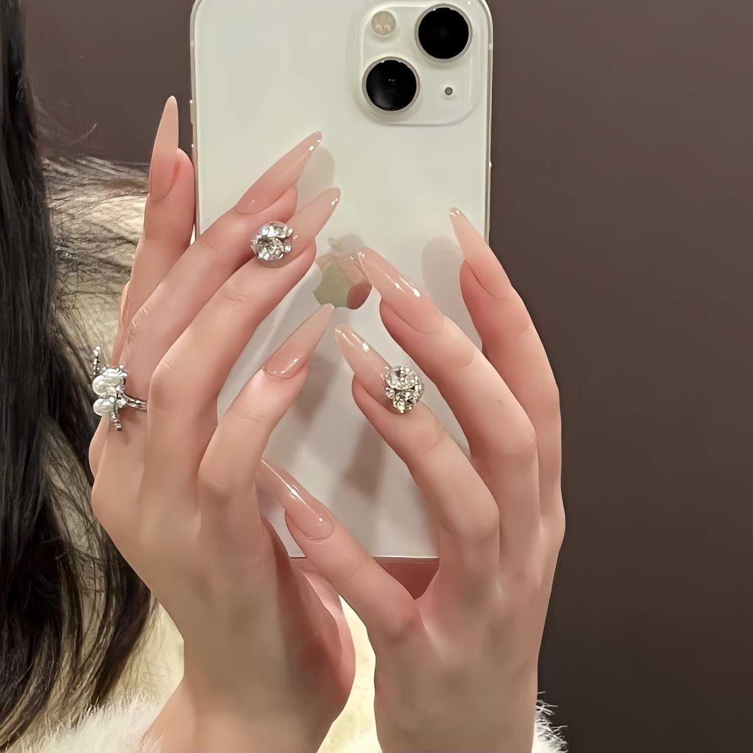 甄嬛同款裸色手工美甲