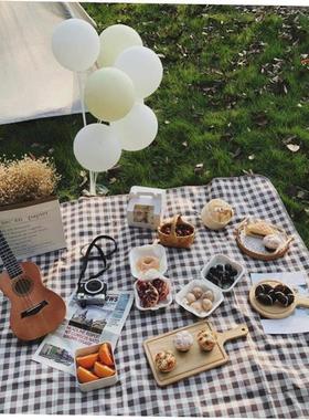 Outdoor Thicken Pad Blanket Camping Beach Plaid Picnic Mat