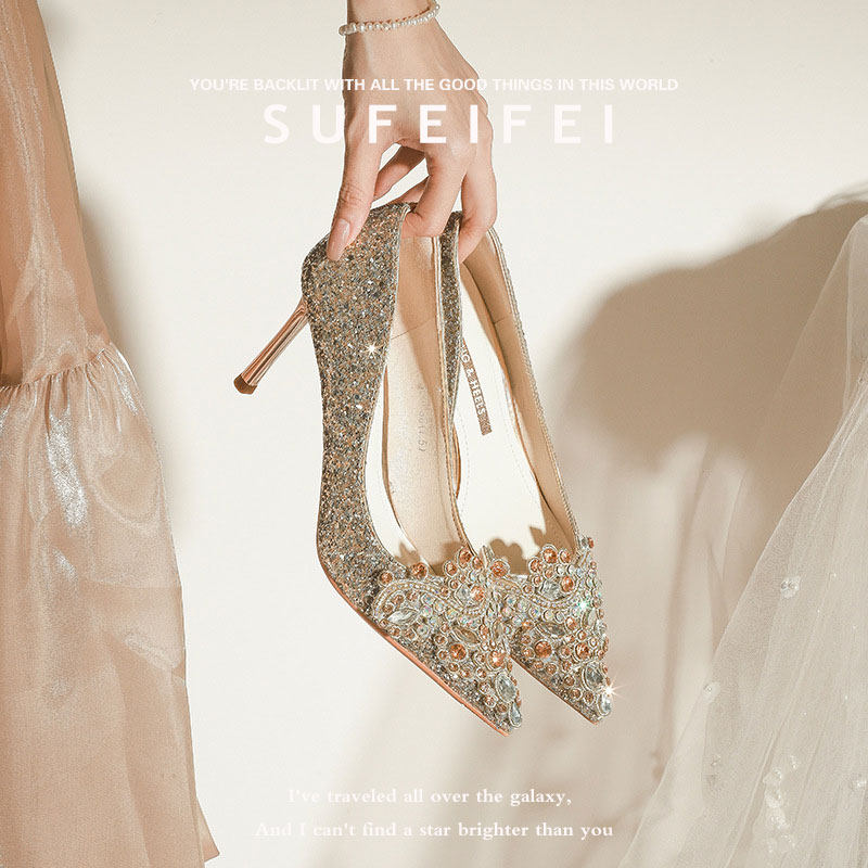 苏妃妃2026夏季新款香槟色高跟鞋婚鞋女高级感新娘鞋性感单鞋百搭