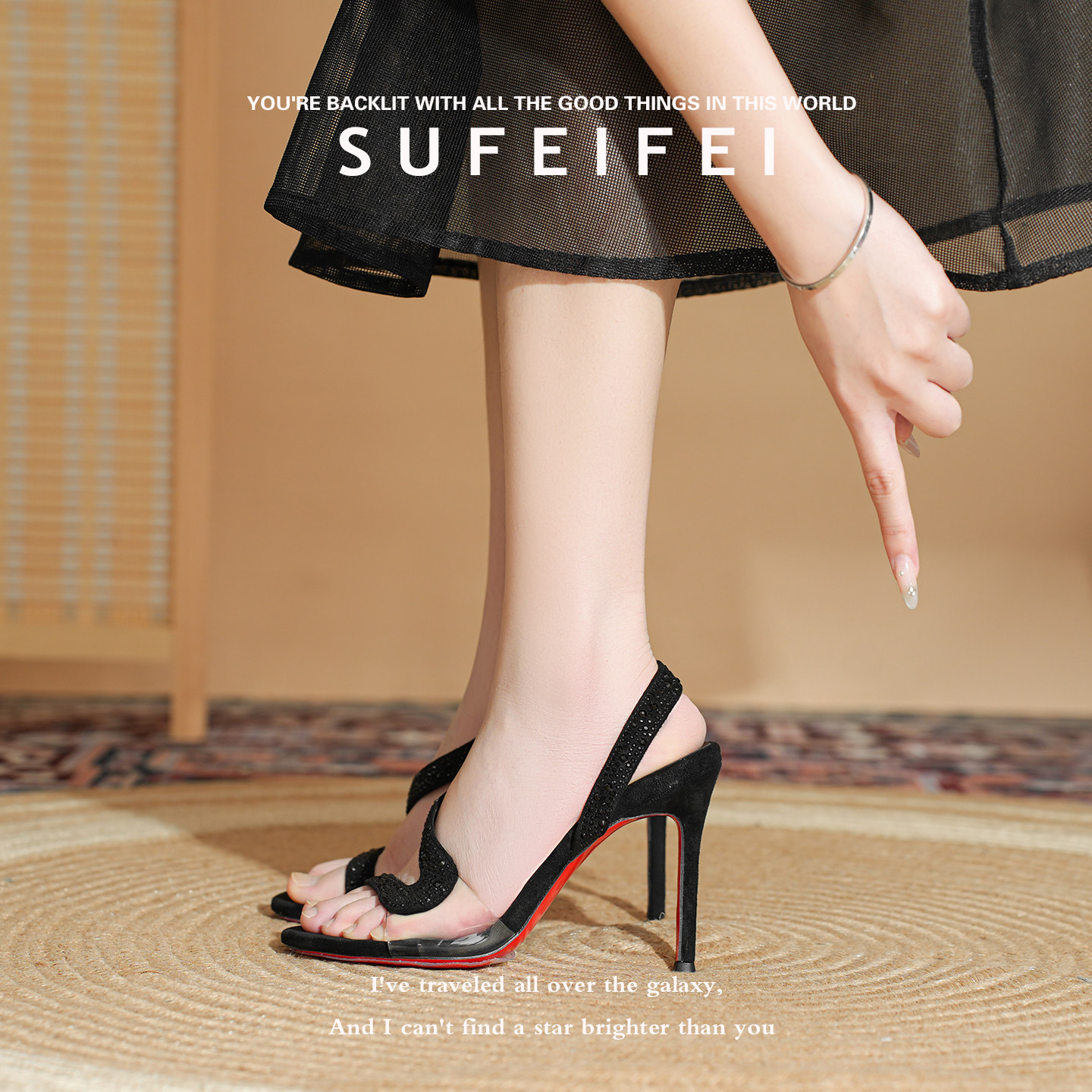 2026新款露趾水钻蛇形透明一字带红底凉鞋女春性感黑色细跟高跟鞋