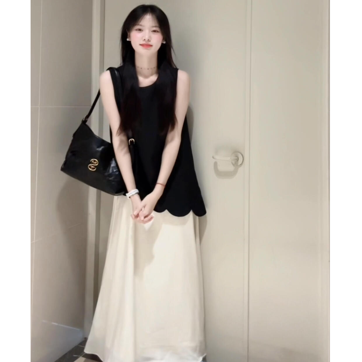 实价现货气质名媛风无袖上衣女夏季新款时尚休闲显瘦半身裙套装