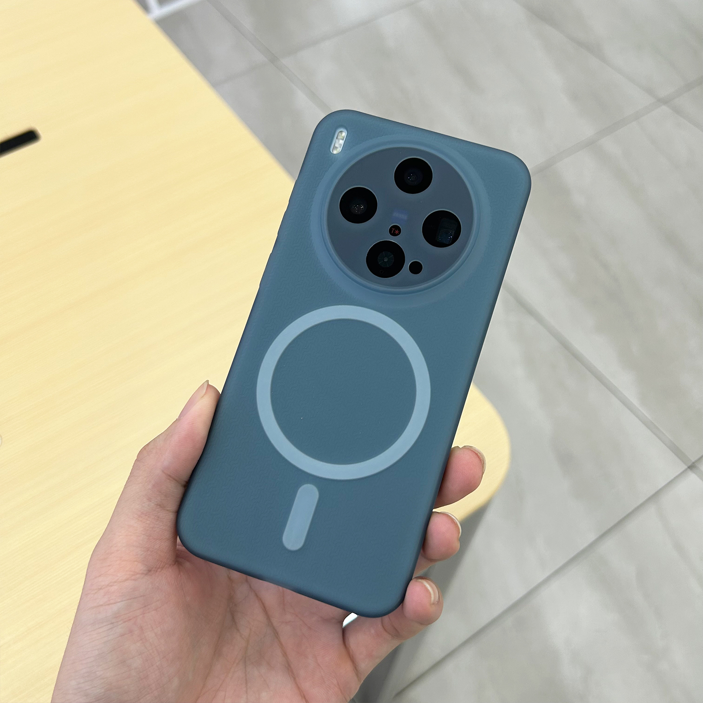 适用于vivox300手机壳车载磁吸支架增强磁力无线充电经典商务防滑全包保护软壳pro