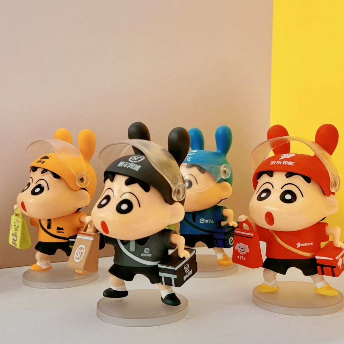 顺.丰同城外卖小新动漫手办网红潮玩模型玩偶桌面摆件