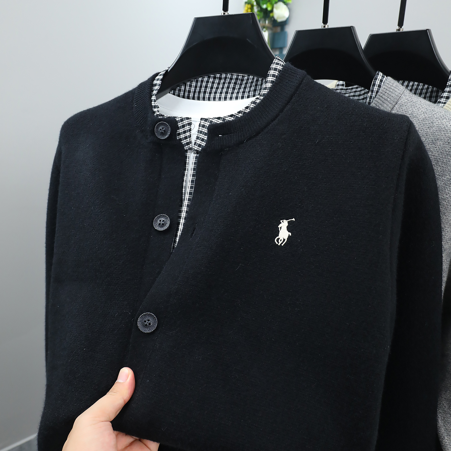 保罗刺绣男士毛衣外套休闲上衣