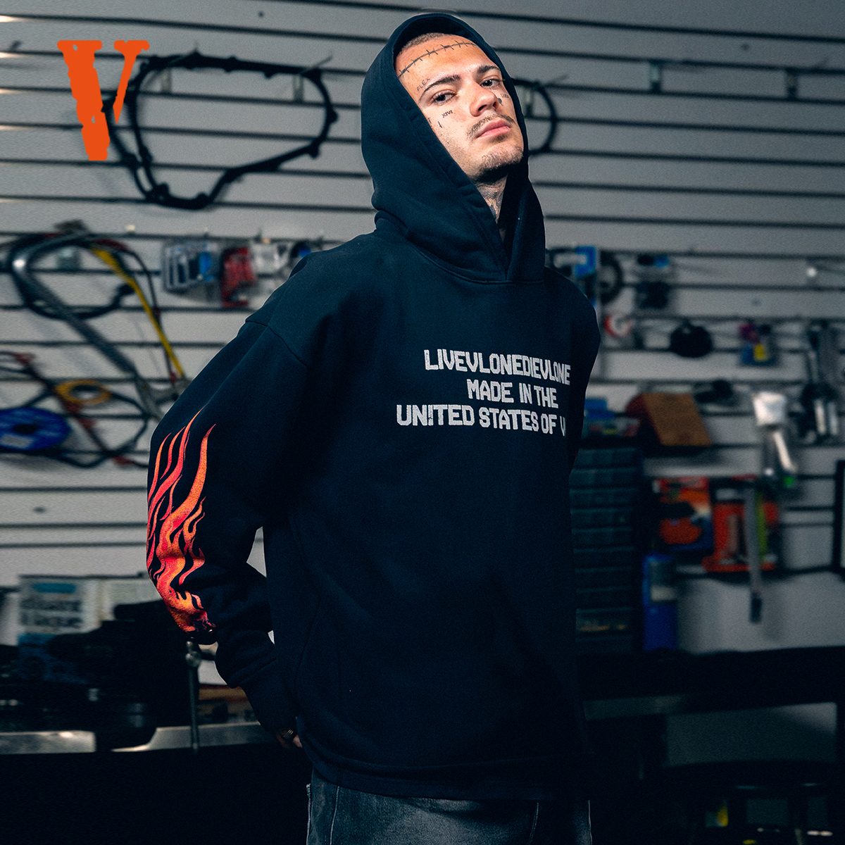 VLONE美潮水晶骷髅大V重磅面料男士上衣连帽卫衣套头卫衣