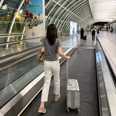 四面弹烟管直筒牛仔裤显瘦遮胯