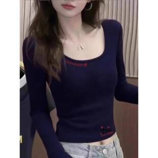 藏蓝色正肩U领长袖T恤女秋季新款修身内搭显瘦时尚辣妹短款上衣