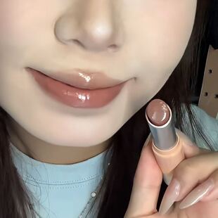 这种裸色到底是谁在涂淡人狂爱温柔低饱和裸咖秋冬滋润口红伪素颜