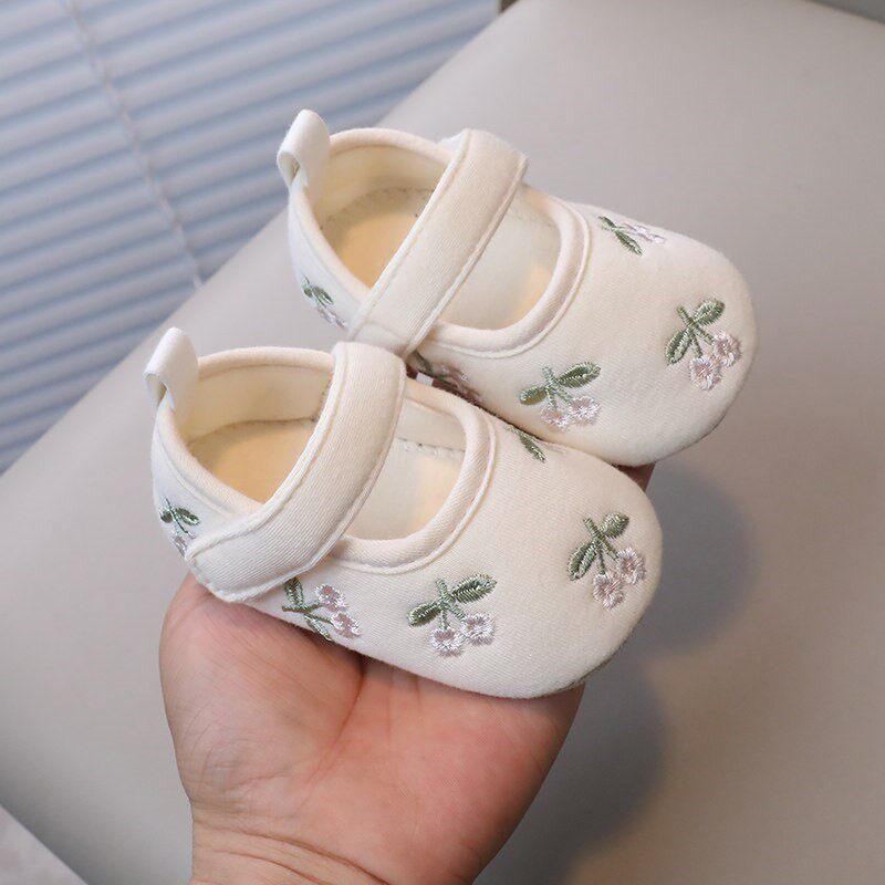 婴儿鞋软底步前鞋春秋季0-1岁女
