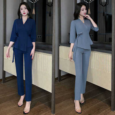 秋冬高端推拿养生馆工服艾洁豹