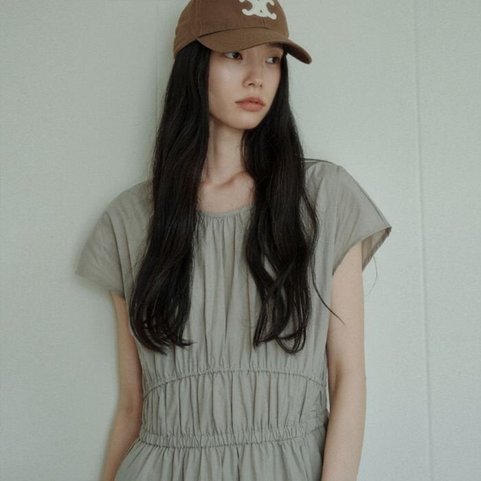 IRSG2025新款夏款圆领松紧高腰中长款连衣裙女