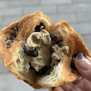 日本直邮满200包邮 木村家 红豆 黑豆面包 生鲜品 到手变质不负责