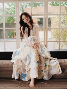 李兰迪同款花漾印花连衣裙2026年女夏季法式浪漫无袖碎花裙长裙