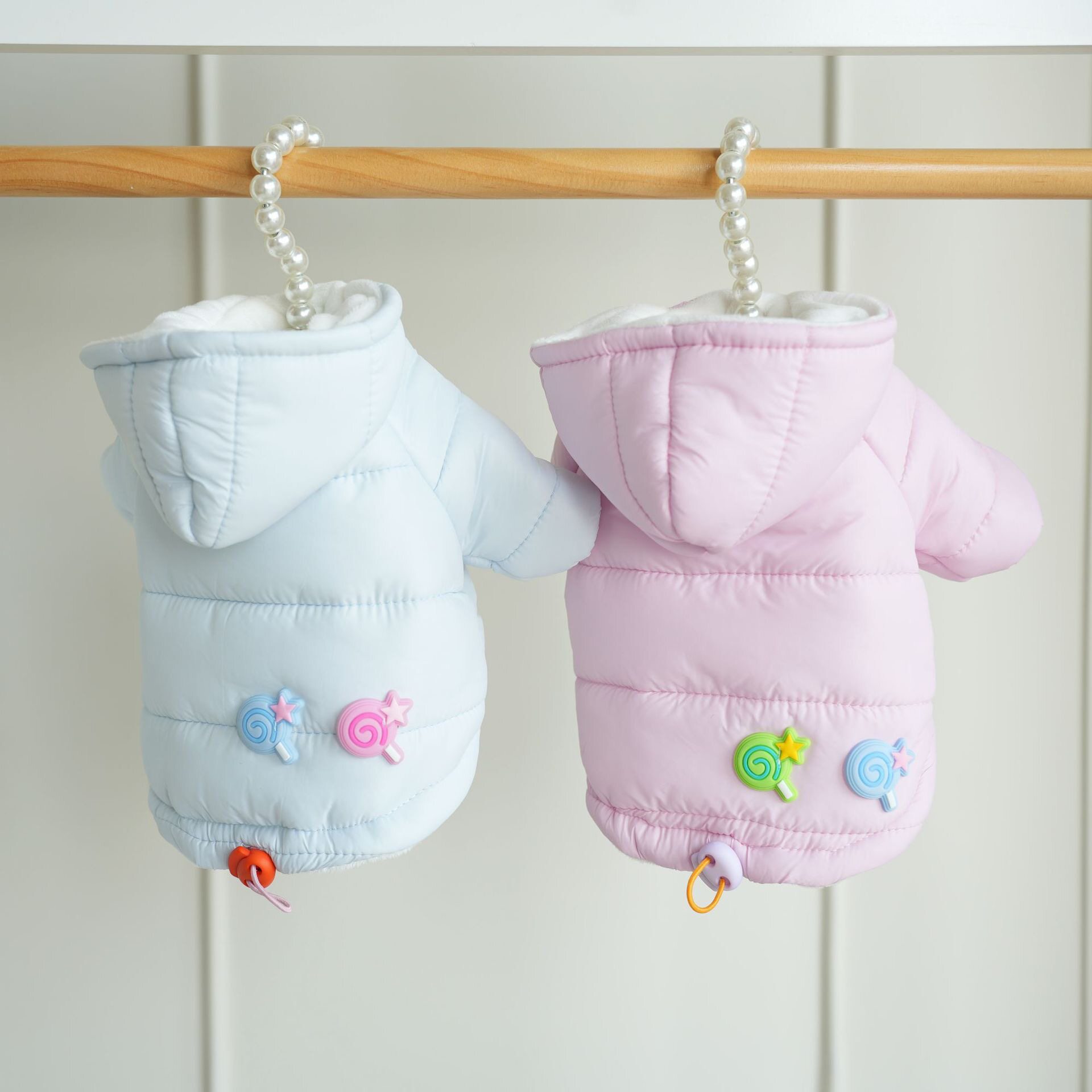 狗狗衣服秋冬装加绒厚款糖果保暖牵引可爱棉衣小型犬泰迪宠物比熊