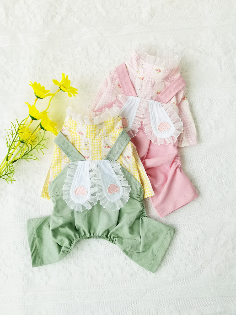 狗狗衣服春夏薄款可爱背带裤田园碎花四脚套装小型犬泰迪宠物比熊