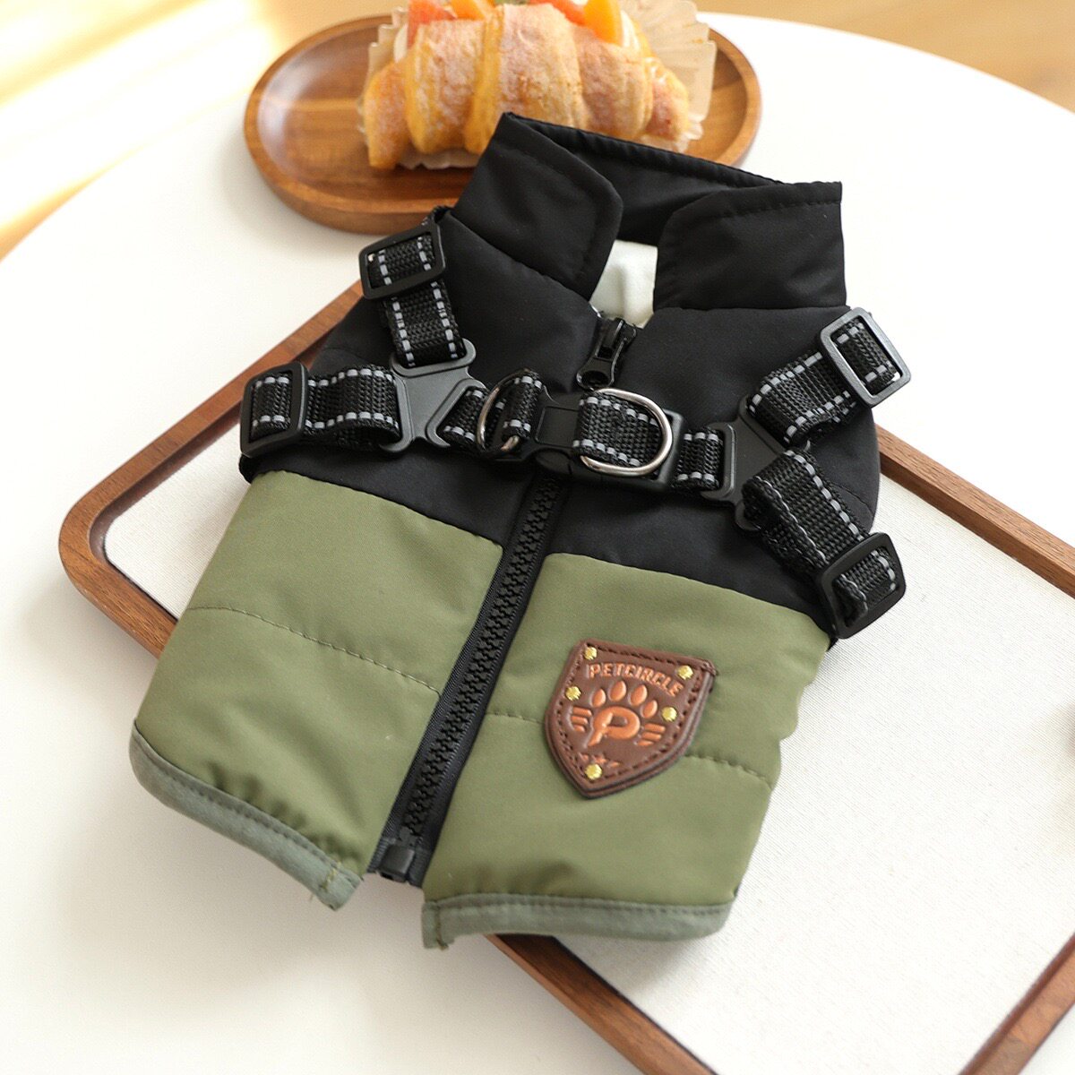 狗狗衣服秋冬款泰迪可牵引遛狗胸背马甲套装冲锋衣猫咪小型犬比熊