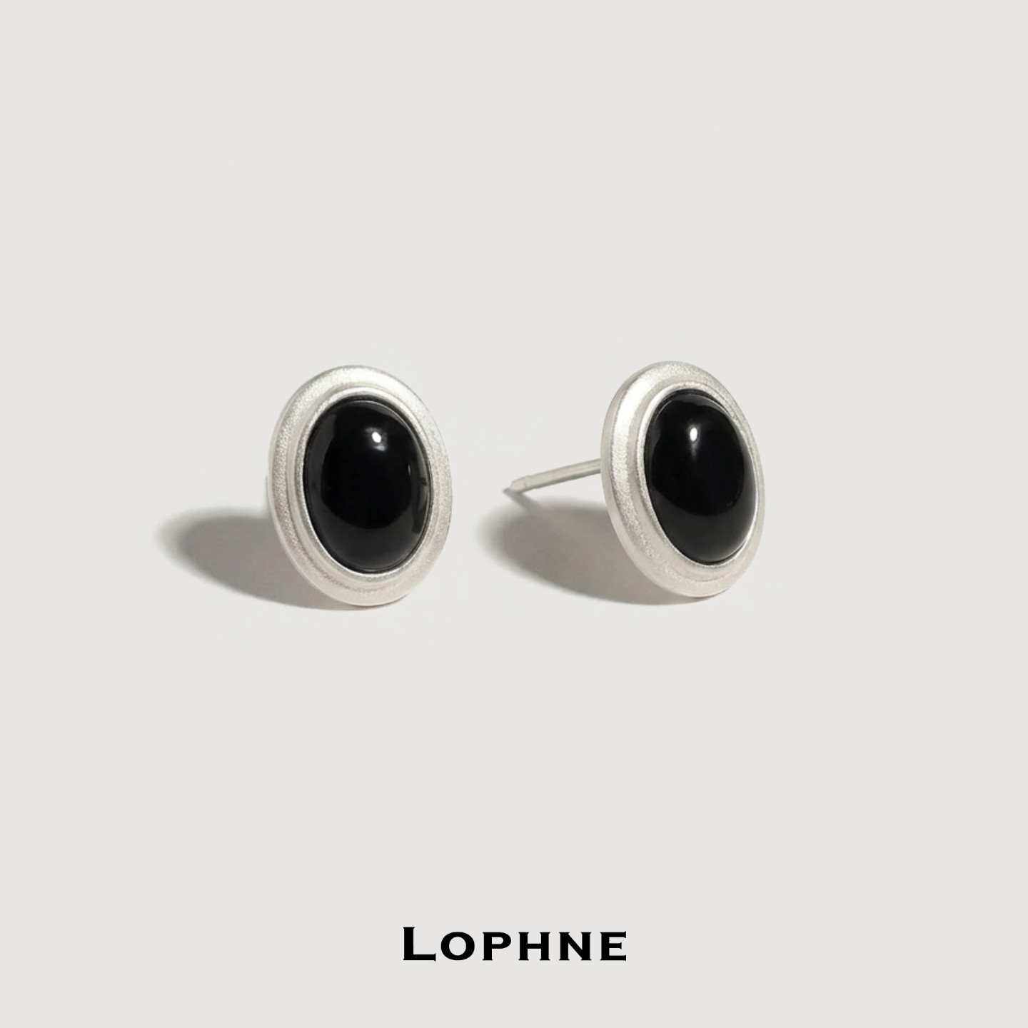 LOPHNE 经典纯银手工椭圆黑玛瑙耳钉 日常通勤百搭气质复古高级感