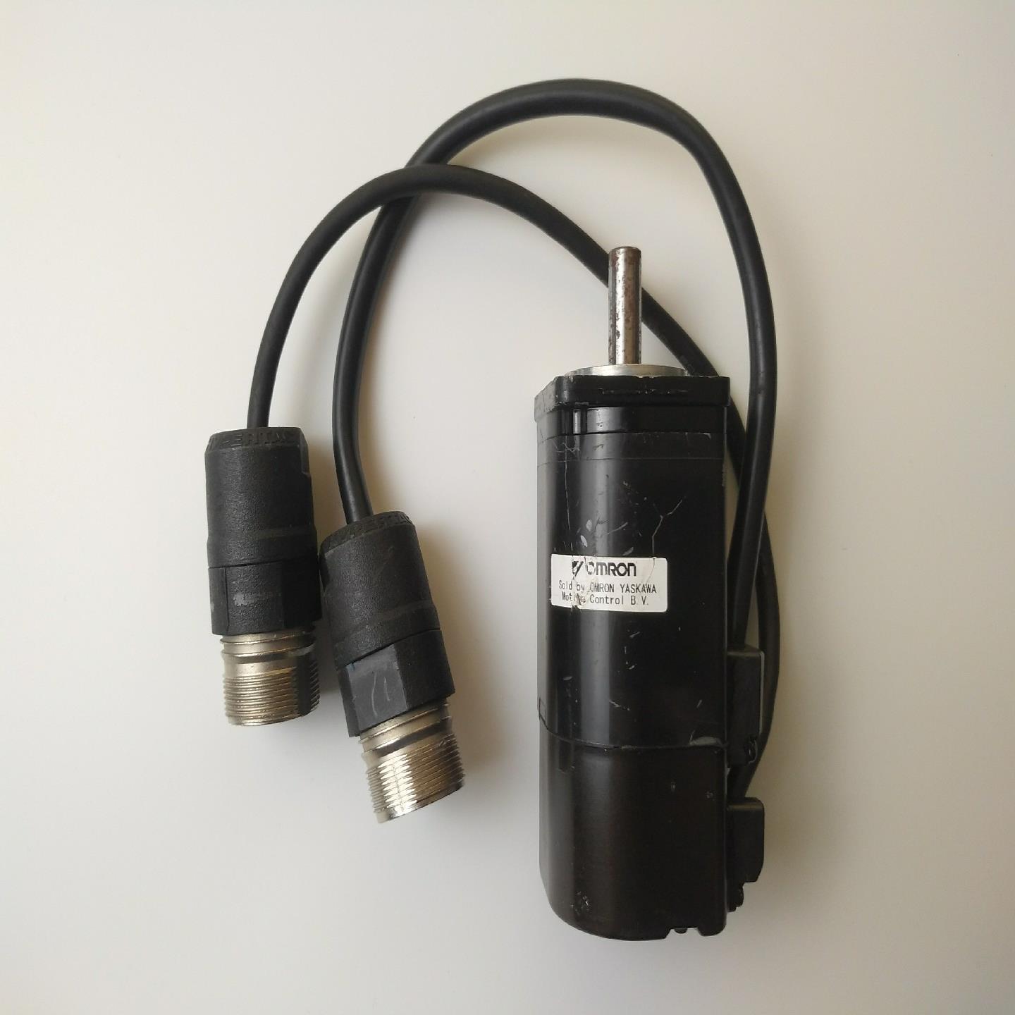 电机SGMAH-01AAA61D-0Y，SGMAH-0