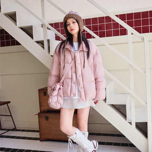 馨菲冬上新简约宽松百搭休闲保暖羽绒服外套(配包包)2231mx