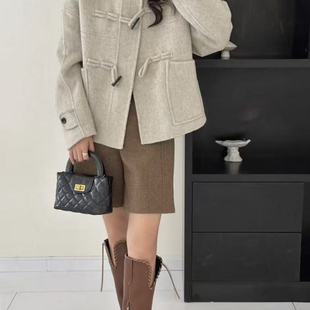 n2561 YS1 馨菲质高级感立领百搭休闲牛角扣羊毛外套 含100羊毛