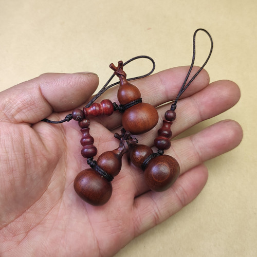 雷击枣木迷你小葫芦手机钥匙挂件