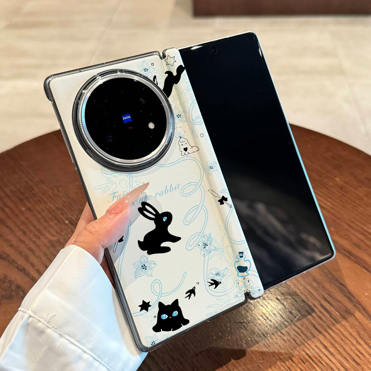 适用于vivoXFold5新款手机壳唯美小黑兔xfold5折叠屏全包复古小众超火保护套VIVO防摔中轴皮套女款潮流超薄