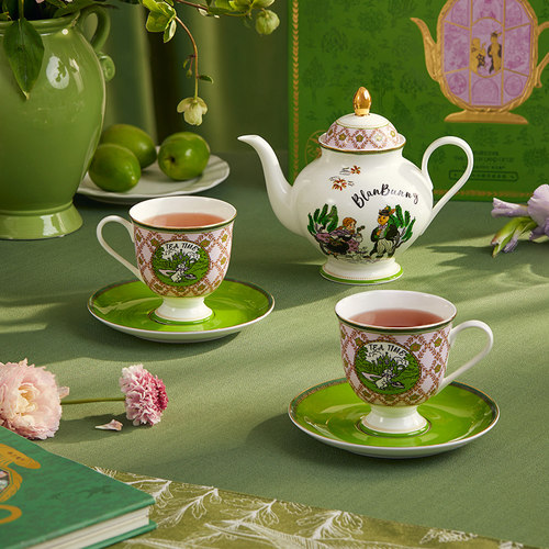 布兰兔绿野仙踪骨瓷茶壶礼盒