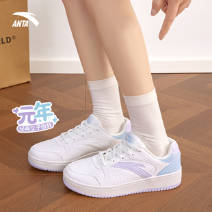 安踏板鞋女鞋2025秋冬新款百搭初中生白色厚底运动鞋子小白鞋女款