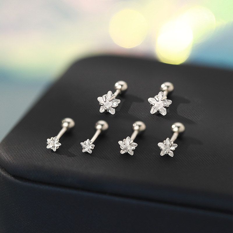 足银S999纯银耳钉可爱锆石星星螺丝女甜美时尚简约高级个性耳饰