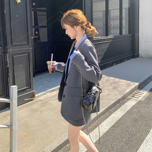 灰色西装套装女裙春秋2025新款高级感气质两件套ootd一整套穿搭图片